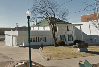 Robert grew up in Bremen and began attending the University of Notre Dame at age. . Reser funeral home